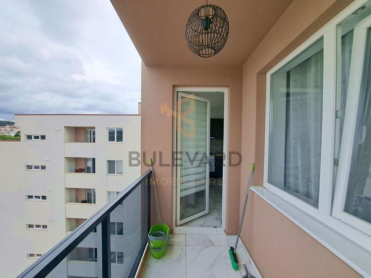 Apartament 2 camere cu parcare, zona Metro!