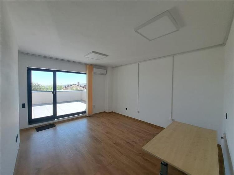 Casa tip Duplex, 180 mp utili, situata in cartierul Europa!