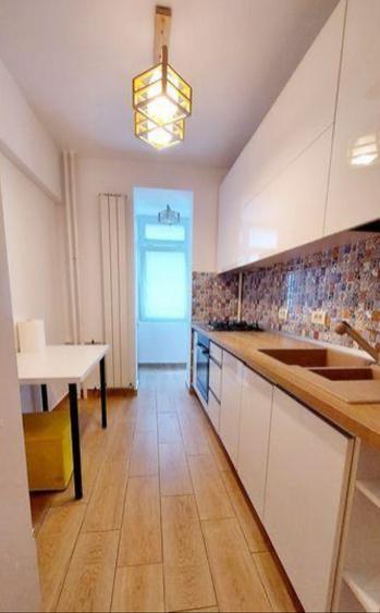Închiriere apartament cu 2 camere Sun Plaza