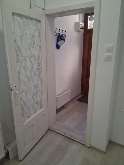 Tineretului metrou D+1+M NEMOBILATA , pretabila birouri/locuit