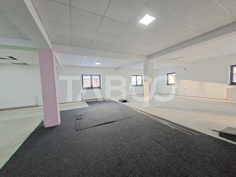 Casa de locuit + spatiu comercial de vanzare in Cisnadie