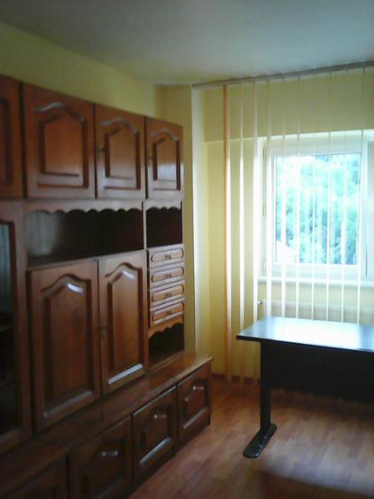 Grivitei, 2 camere mobilat, 400 euro