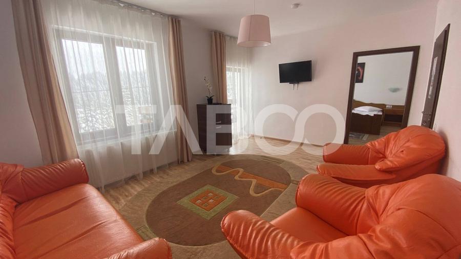 Pensiune de vanzare 10 camere 10 bai 343 mp utili Paltinis Sibiu