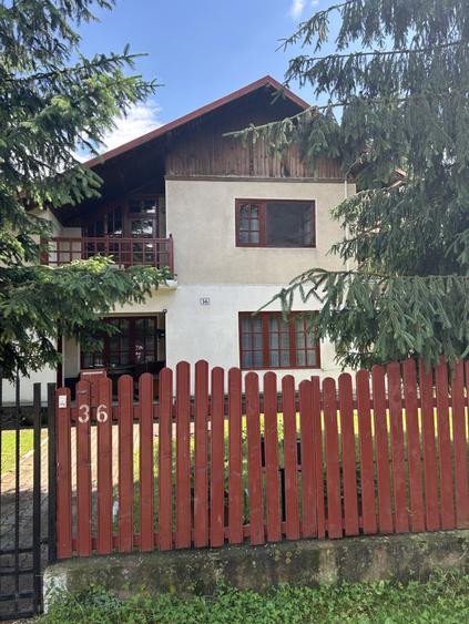 Vilă P+M în Bușteni | 5 Dormitoare (10+ Loc. Cazare) - Business la Cheie @turism