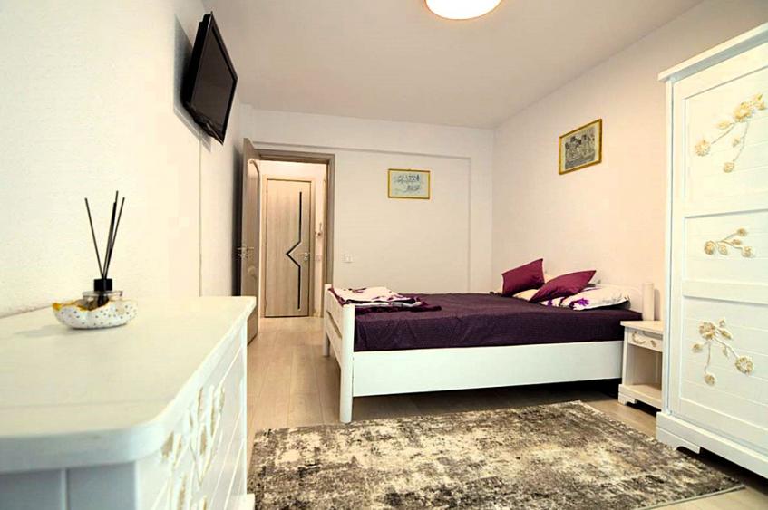 INCHIRIERE APARTAMENT 3 CAMERE DECEBAL –RESTAURANT DUMAN