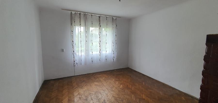 Casă + teren de vânzare în Șișești, Maramureș