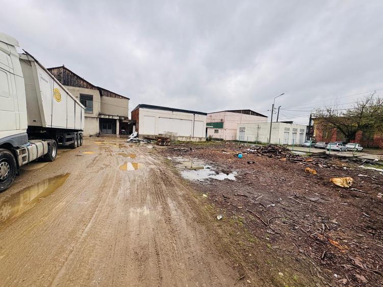 Teren intravilan de vânzare – Zona Industrială Abator Schela