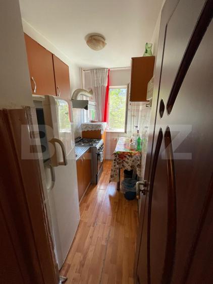 Apartament 3 camere semi, 53 mp , etaj 3, zona Cv 9-Cornitoiu