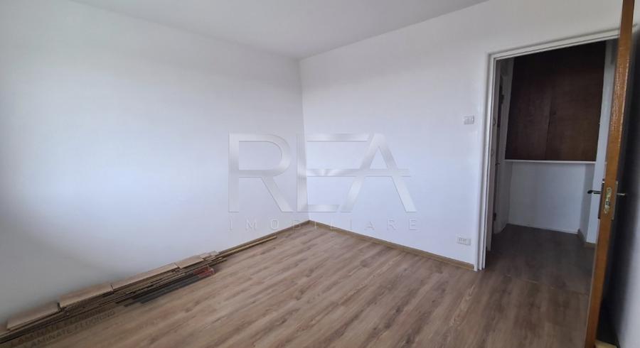 3 camere decomandat, 5/10, 70mp-Drumul Taberei