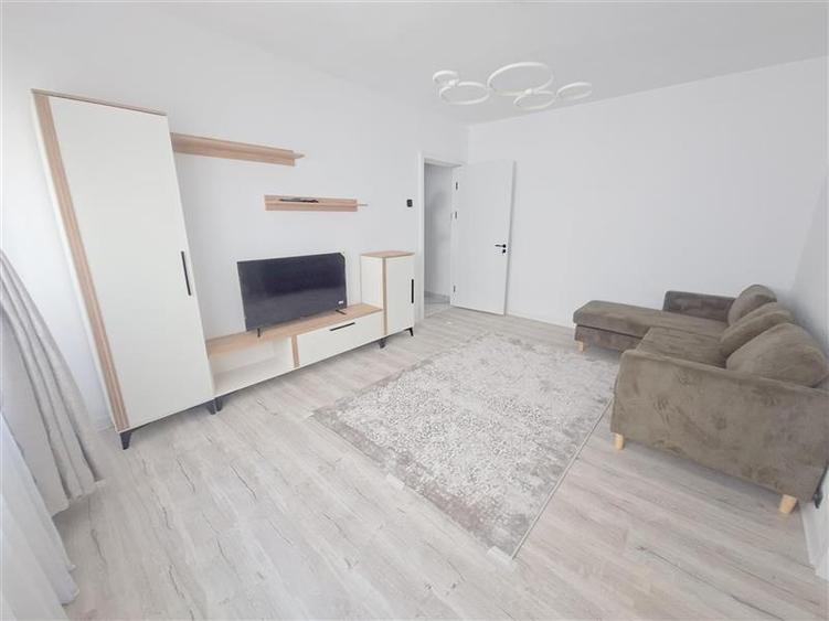 Apartament 2 camere renovat, mobilat si utilat - Alecu Russo, langa Scoala Ion L