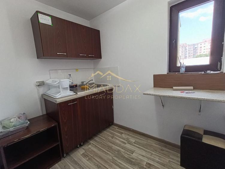 Vila cu 5 camere *276mp* // Zona Rahova