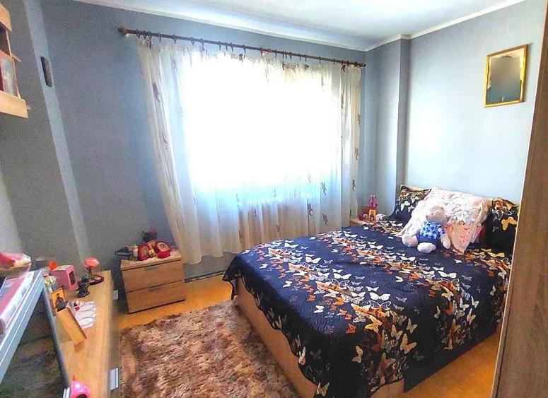 Apartament 4 camere, 75 mp, renovat complet, Cetate, 85.000 euro