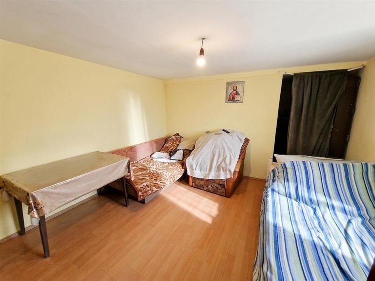 RECO Teren mare cu 2 case in Sabolciu, com. Sacadat