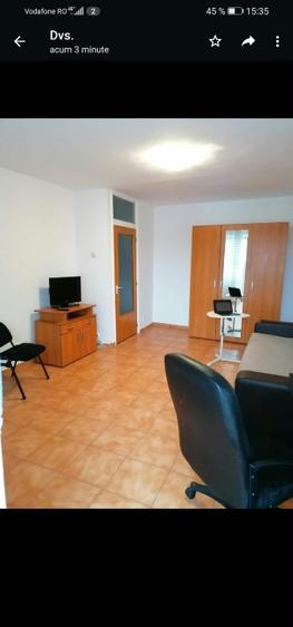 Închiriez garsonieră 1Mai-colt cu Turda, 46 mp,etaj 5/8. Pret 420 euro, negociab