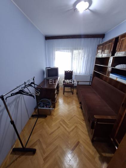 Apartament cu 3 camere decomandat, etajul  5/8, zona Garii - 4