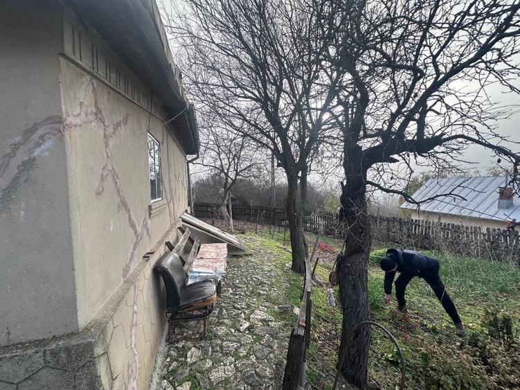 Proprietate de vânzare – Casă + anexă + teren 523 mp – Călugăreni