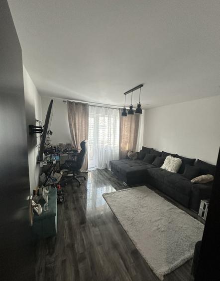 Apartament 3 camere decomandat, Modern, zona centrala str 9Mai