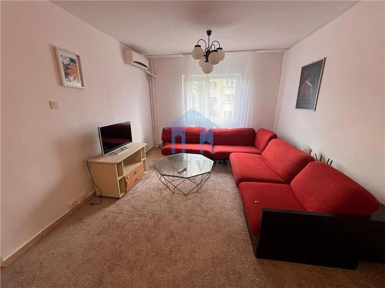 Apartament 4 camere, Plopilor