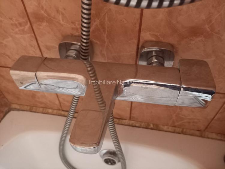 Apartament 4 camere  decomandate cu vedere pe doua parti in Nadlac - 20