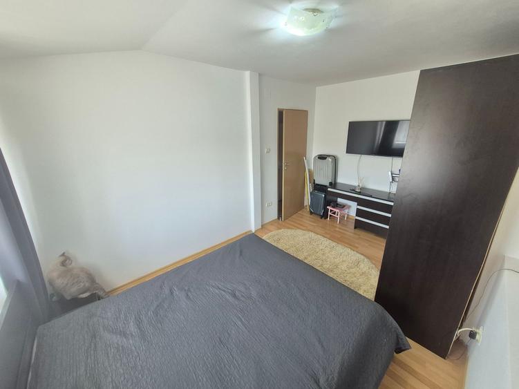 2 Cam-Sagului--7 Min Spitalul Judetean-Mobilat--Centrala-54 MP-75.000 Eur