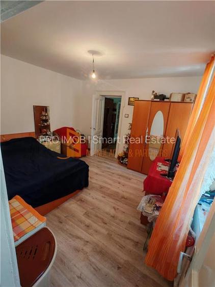 EXCLUSIVITATE! Casa spatioasa + teren in centrul Buzaului - 6