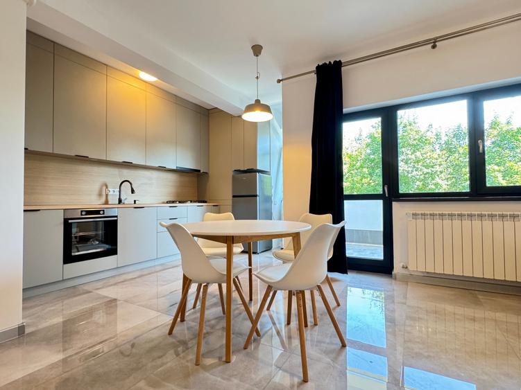 Studio 42mp utili + 10mp terasa + 2 locuri de parcare- Sisesti -Prima inchiriere