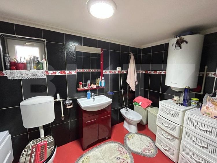 Oportunitate pentru dezvoltatori! ,600 mp teren + casa , Obcini