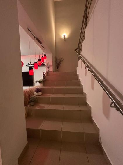 Casă individuală P+1E, construită în 2013–zonă liniștită, exclusiv de case