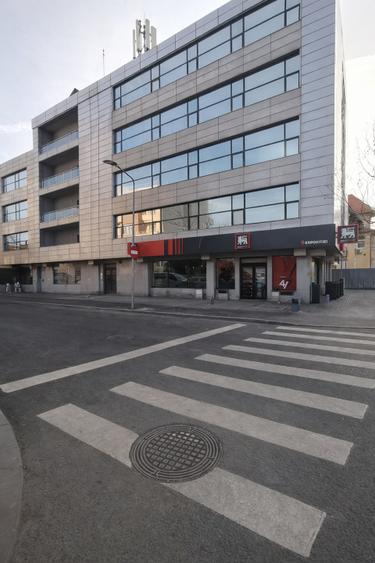 Birouri 200 - 330 mp | Expozitiei - Piata Presei Libere | Comision 0%