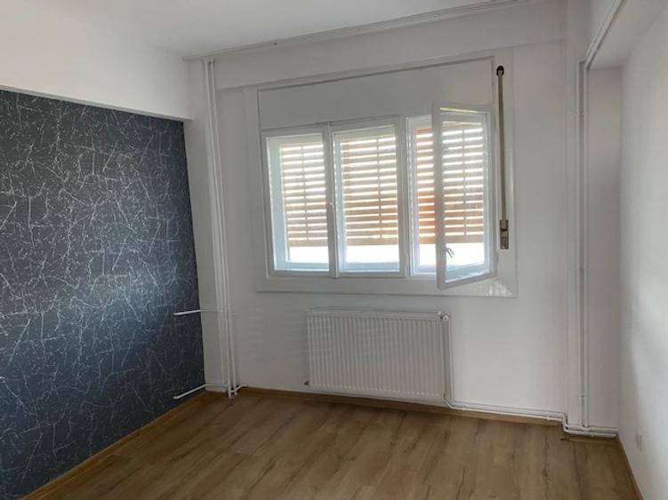 3 CAMERE RENOVAT clinicile noi, centrala proprie