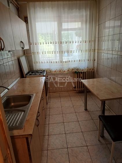 3 camere, et 1/9, anvelopat, 71 mp-Apusului - 5