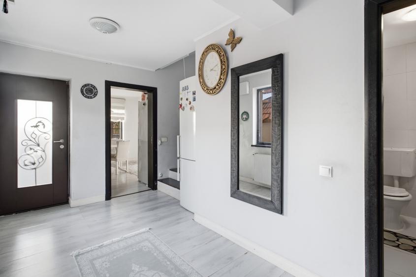VILĂ DE ÎNCHIRIAT | COICIU | 5 CAMERE | 1.500 €/LUNĂ