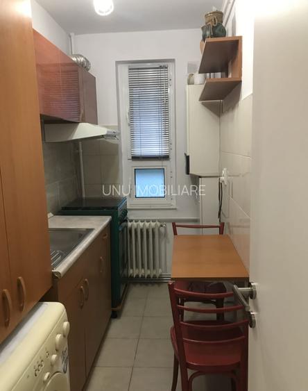 Etaj 4/10 - Apartament 1 camera decomandat - Alexandru - Piata