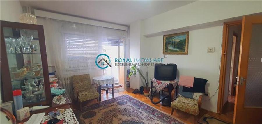 Royal Imobiliare - Vanzare apartament 2 camere zona Ultracentrala - 2