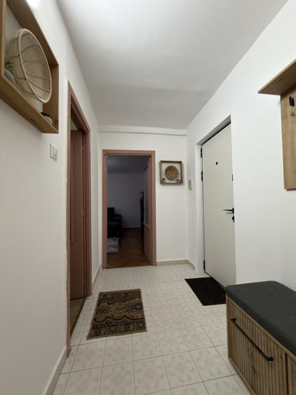 Apartament 2 camere, 57 mp, etaj 1, Decomandat - zona Bucovina