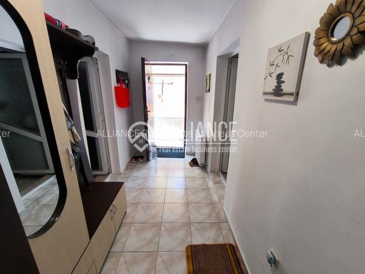 VIILE NOI - casa cu o curte generoasa disponibila imediat - 16