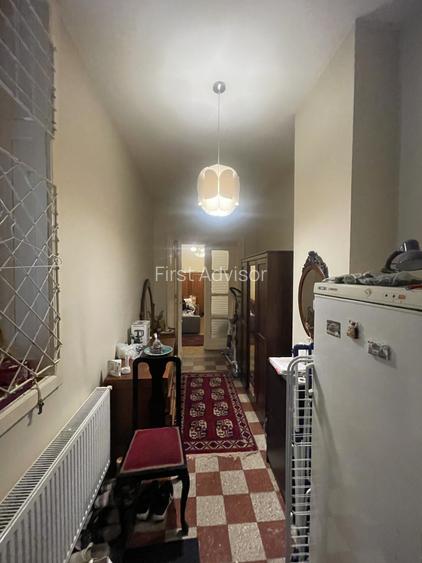 2 camere în vilă interbelică, Str. Londra – tavane 3m+, centrală proprie - 6