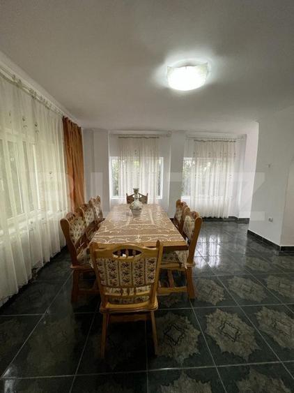 2 CASE, 300mp/700mp, teren 30 ari, zona strada Botizului