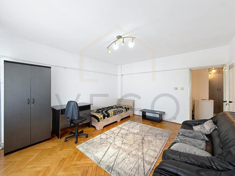 Apartament cu 1 camera decomandat, mobilat, utilat, zona N.Titulescu