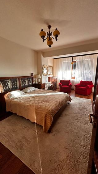 Penthouse Mamaia zona Butoaie P+1