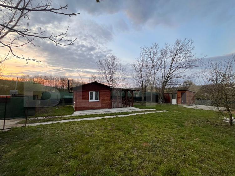 Teren– 400 mp, căbănuță + utilități, acces asfalt - 3