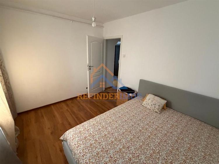 Apartament 3 camere zona Sebastian