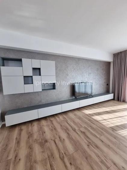 Sisesti 3 camere cu balcon - 2
