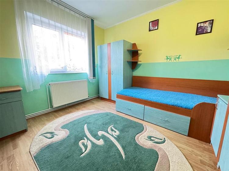 Apartament 2 camere decomandate cu balcon in Vasile Aaron