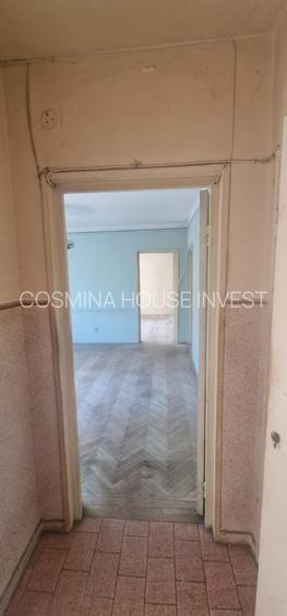 Se vinde in Nord apartament 3 camere etaj 1/9,pret 68000 euro negociabil.