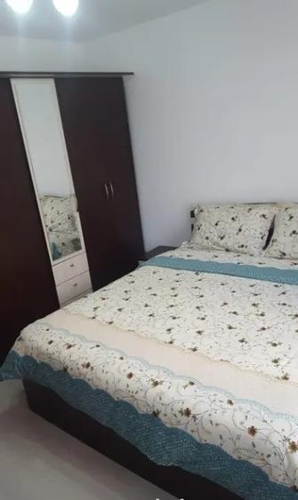 Apartament 3 camere zona Astra