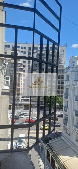 Apartament de Vanzare - Zona Ateneul Roman - 4 camere - 110 MP