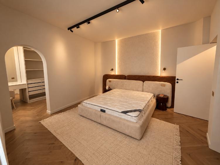 Apartament 3 camere + dressing, Bd. Unirii, et. 8, parcare inclusă -1