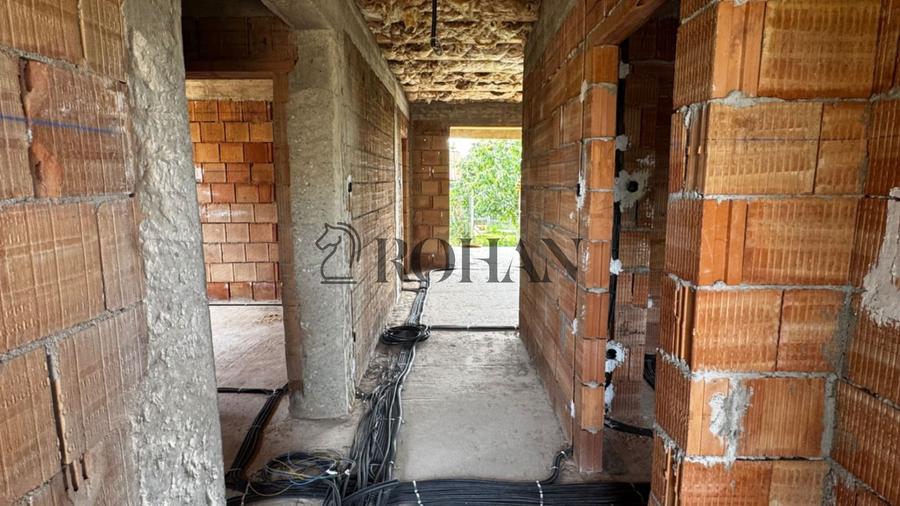 Casă individuală la cheie modernă | 105 mp utili | 4 camere | Micești