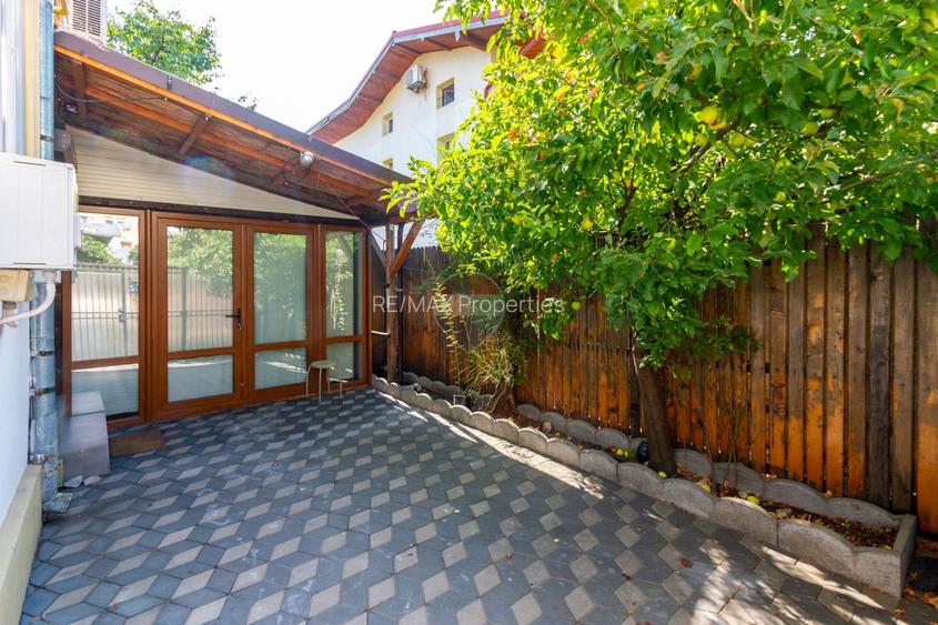 Apartament 4 camere in vila Turda | Basarab Metrou | curte proprie